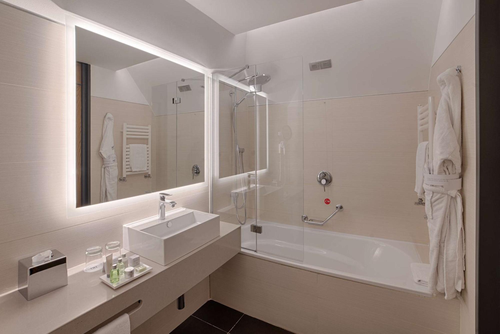 Nh Touring Hotel Milano